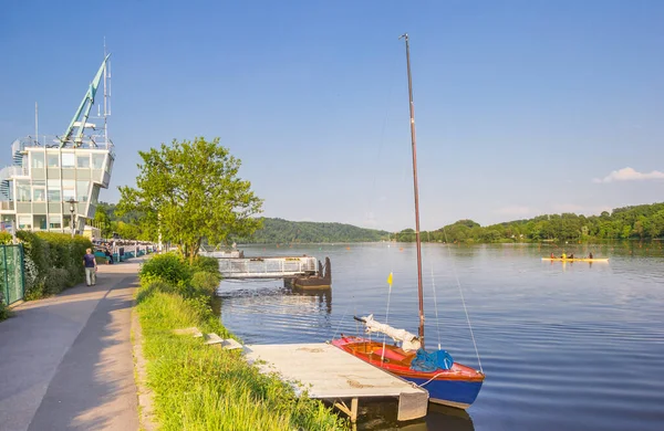 Sendero Pie Lado Del Lago Baldeney Essen Alemania — Foto de Stock