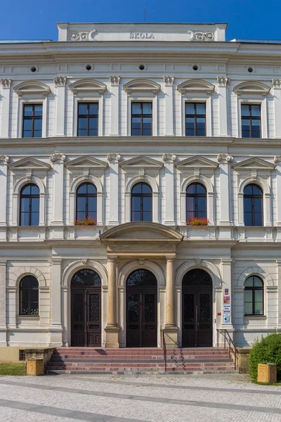 Bâtiment Scolaire Historique Dans Centre Litomerice République Tchèque — Photo