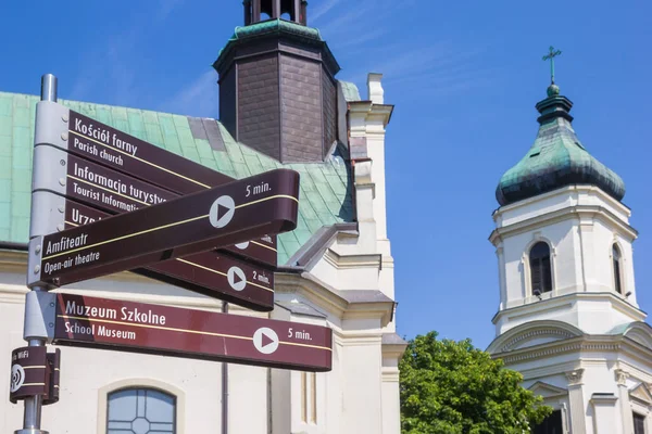 Toeristenbord Voor Fara Kerk Plock Polen — Stockfoto