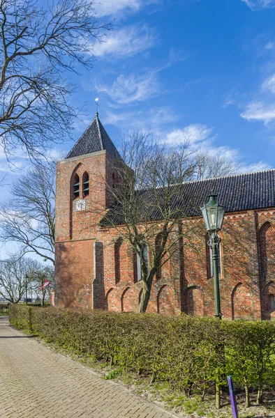 Väg Som Leder Till Den Historiska Kyrkan Krewerd Nederländerna — Stockfoto