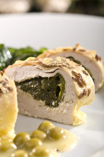 Chicken spinach dish — Stock Photo, Image