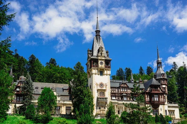 Peles castle — Stock Photo, Image