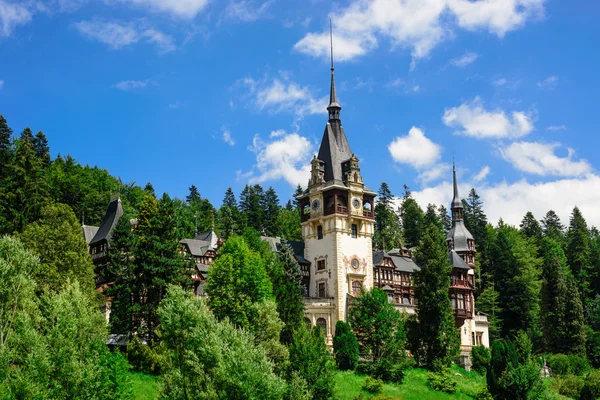 Peles castle — Stockfoto