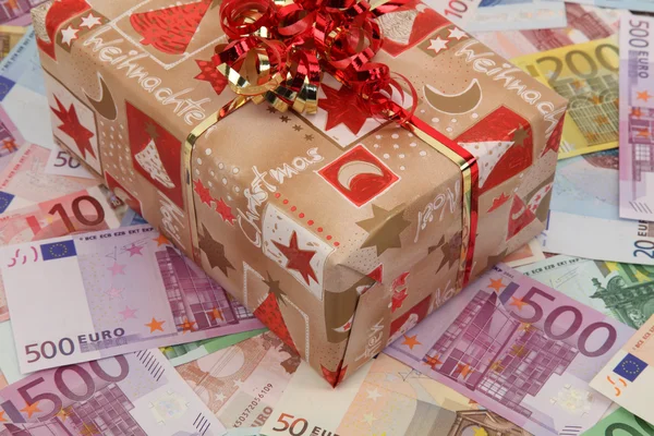 Cadeau en geld — Stockfoto