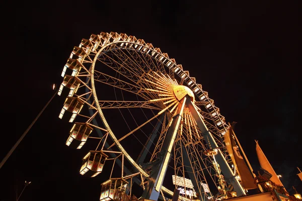 High ferry wheel — Stock Photo, Image