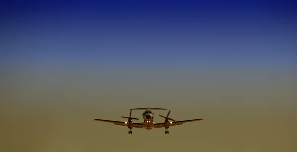Közeledik a Touchdown repülőgép — Stock Fotó