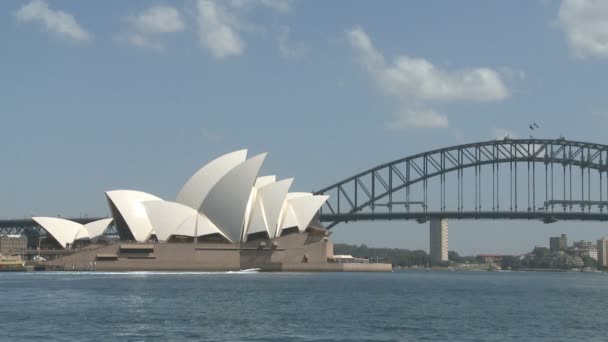 Sydney opera ve harbor bridge — Stok video