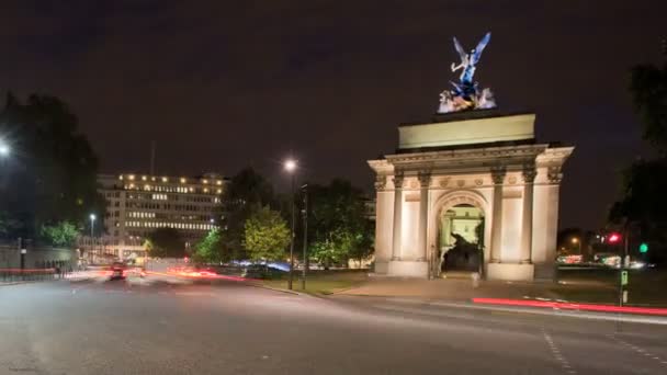 Wellington Arch at night — Stock Video