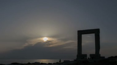 Timelapse naxos kapısı