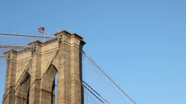 Bandiera sul ponte di Brooklyn — Video Stock