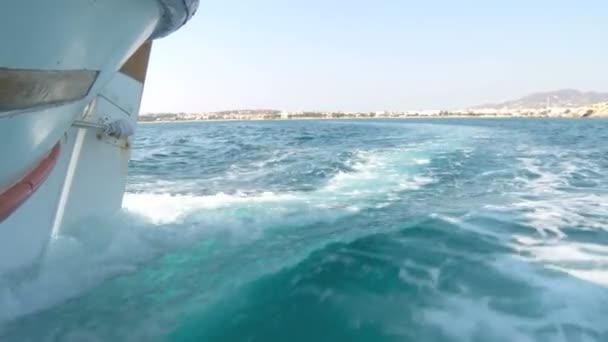 Balade en bateau — Video