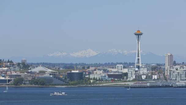 西雅图太空针塔与山 — 图库视频影像
