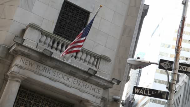 Entrance NYSE Wallstreet — Stock Video