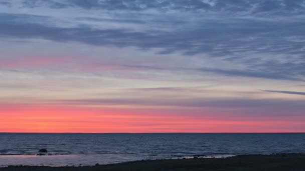 Lever de soleil sur le lac Hurton — Video