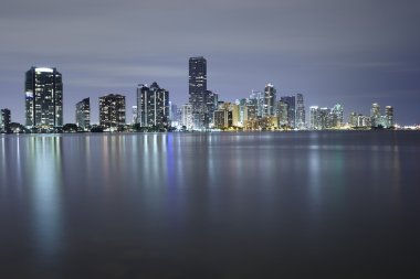 Miami şehir manzarası panorama, gece