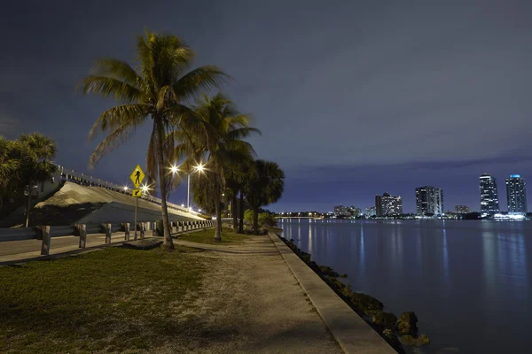 Miami oraz zatokę biscayne panoramę — Zdjęcie stockowe