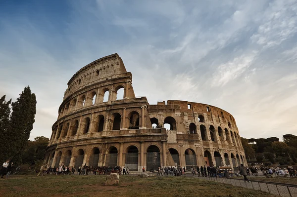 Roma 'da kolezyum, İtalya — Stok fotoğraf