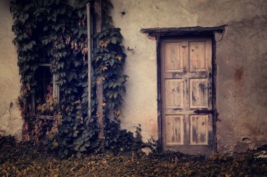 terk edilmiş giriş