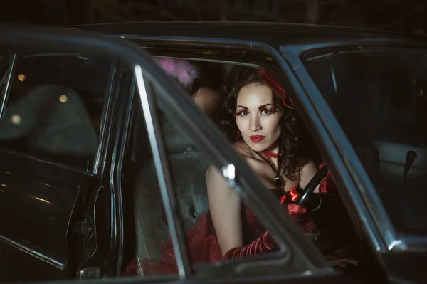 Mujer en coche — Foto de Stock