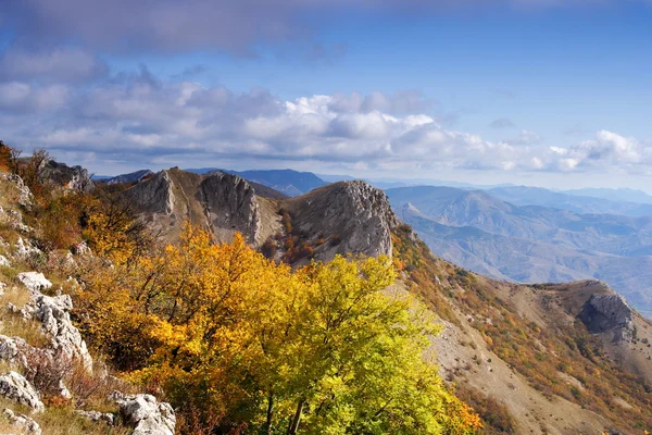 Crimean Mountains in the fall — Stock Photo, Image