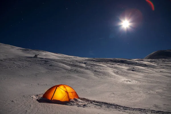 Tält Vinterbergen Bakgrund Stjärnhimmel — Stockfoto