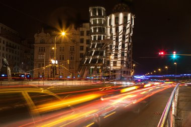 renkli traffik izleri Prag