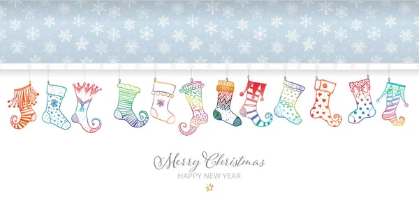 Grußkarte Mit Schneeflocken Auf Blauem Hintergrund Und Hängenden Weihnachtsstrümpfen Vektorkritzelillustration — Stockvektor