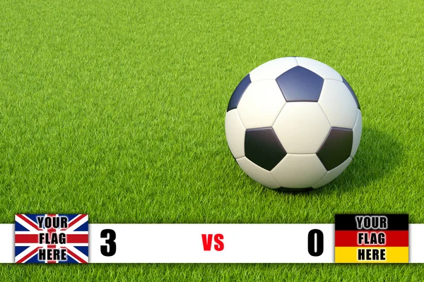 Resultattavlan och fotboll boll på gräsplan — Stockfoto