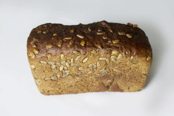 Çavdar ekmeği ve ayçiçeği tohumları — Stok fotoğraf