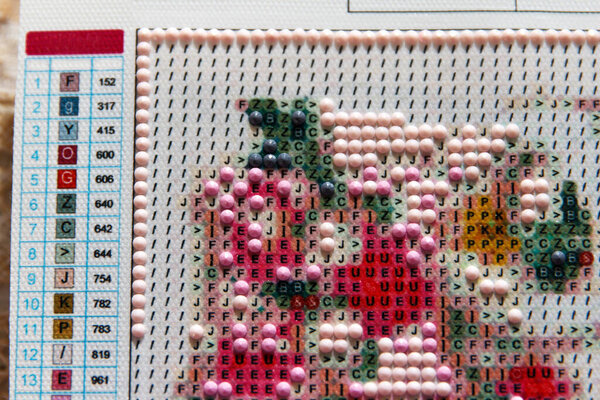 Процесс создания алмазной живописи 3d из круглых горных хрусталей, хобби ручной работы для отдыха