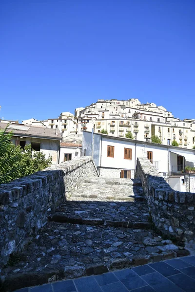 Una Calle Estrecha Calvello Una Ciudad Medieval Región Basilicata Italia — Foto de Stock