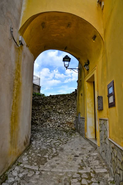 Caiazzo Dar Bir Sokak Talya Nın Caserta Eyaletinin Dağlarında Küçük — Stok fotoğraf