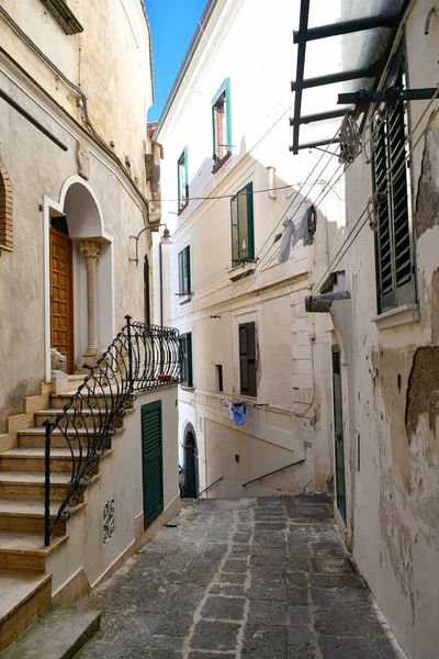 Egy Keskeny Utca Amalfi Régi Házai Között Egy Város Dél — Stock Fotó