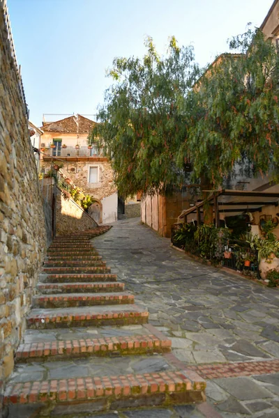 Une Rue Étroite Parmi Les Vieilles Maisons Pierre Altavilla Silentina — Photo