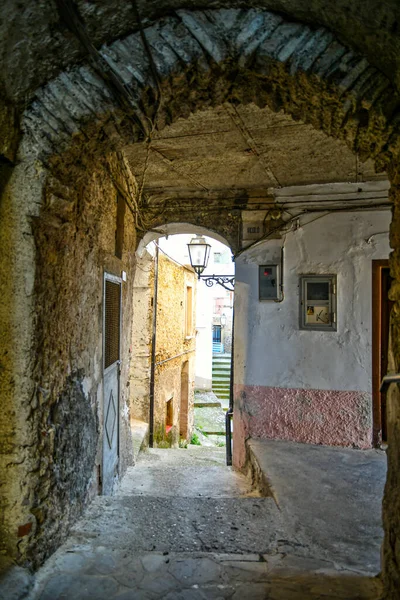 Une Rue Étroite Parmi Les Vieilles Maisons Pierre Altavilla Silentina — Photo