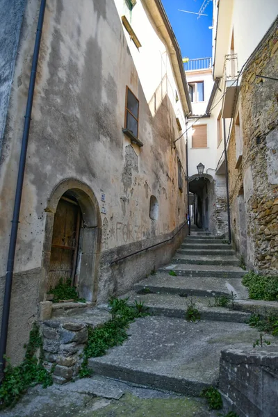 Eine Enge Gasse Zwischen Den Alten Steinhäusern Von Altavilla Silentina — Stockfoto