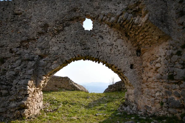 Paredes Castelo Medieval Ruínas Nas Montanhas Província Caserta — Fotografia de Stock