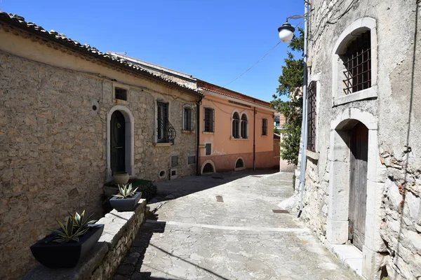 Een Smalle Straat Gesualdo Een Klein Dorpje Provincie Avellino Italië — Stockfoto