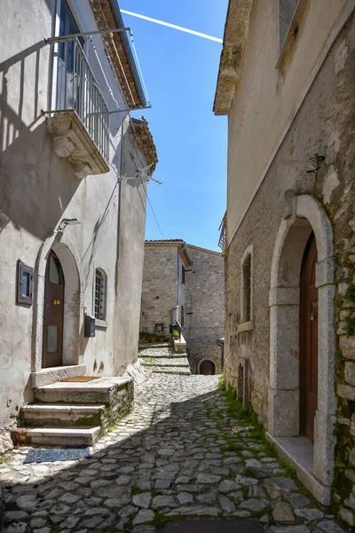 Uma Rua Estreita Gesualdo Uma Pequena Aldeia Província Avellino Itália — Fotografia de Stock