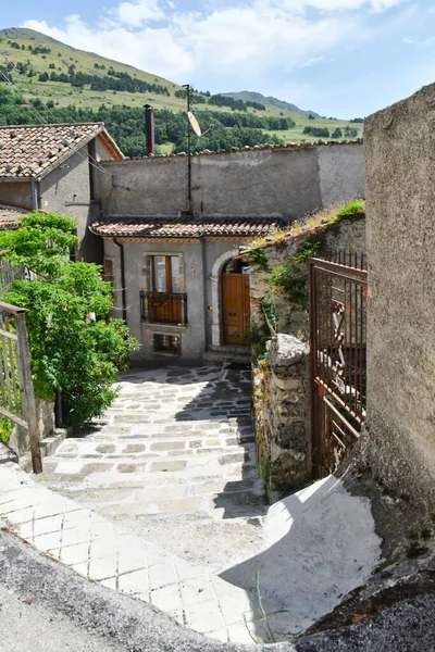 Narrow Street Old Houses Marsicovetere Village Mountains Basilicata Italy — Foto Stock