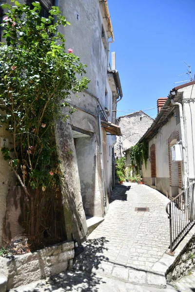 Narrow Street Old Houses Pietrelcina Village Province Benevento Italy —  Fotos de Stock