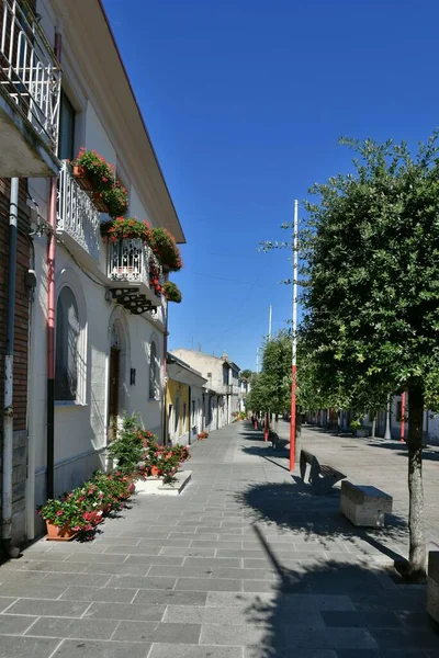 Ένας Μικρός Δρόμος Ανάμεσα Στα Παλιά Σπίτια Του Savignano Irpino — Φωτογραφία Αρχείου