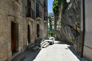 A narrow street in Cusano Mutri, a medieval village in the province of Benevento in Campania, Italy.