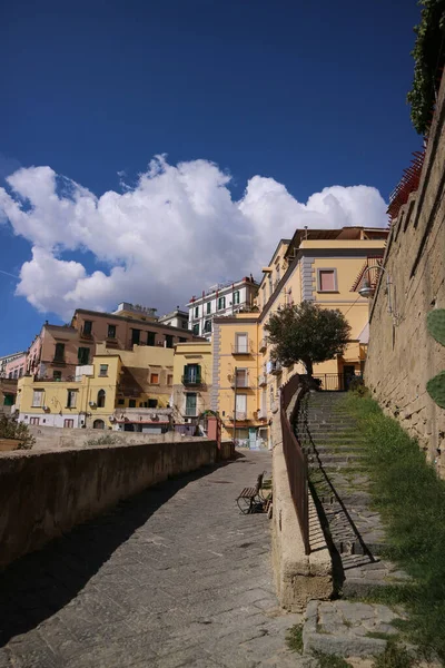 Scalinata Del Petraio Charakteristická Úzká Ulička Starého Města Neapole Itálii — Stock fotografie
