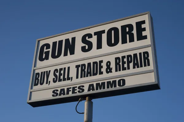 Tienda de armas publicidad — Foto de Stock