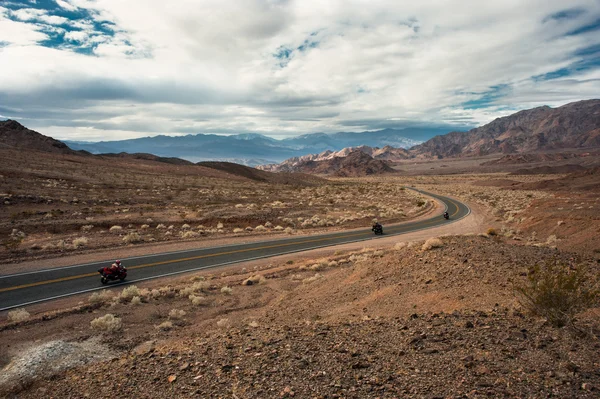 Jízdy přes dálnice death valley — Stock fotografie