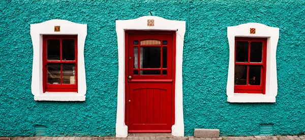 Colorful irish cottage — Stock Photo, Image