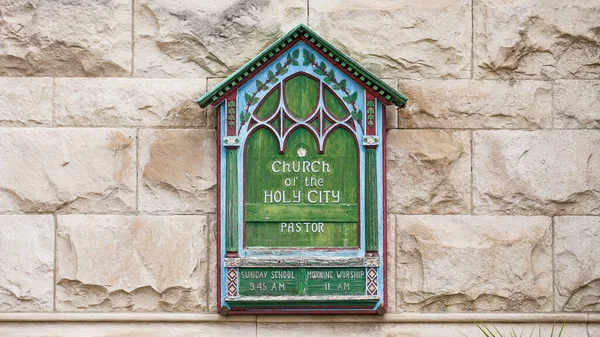 Şehirdeki eski kilise.