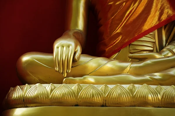 Sittande buddha — Stockfoto