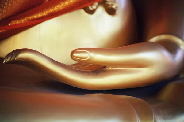 Buddha gyllene hand — Stockfoto